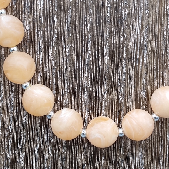 Coral Colored Marbled Gold Bead Necklace - Picture 6 of 14